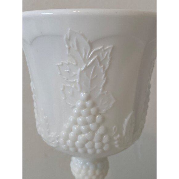 White Milk Glass Water Goblet Stemware Grapes Leaves Replacement Vintage - Picture 2 of 12
